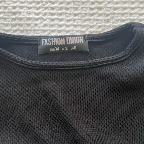 Unique bodysuit! Black and white stripes and trendy! - Picture 4 of 4